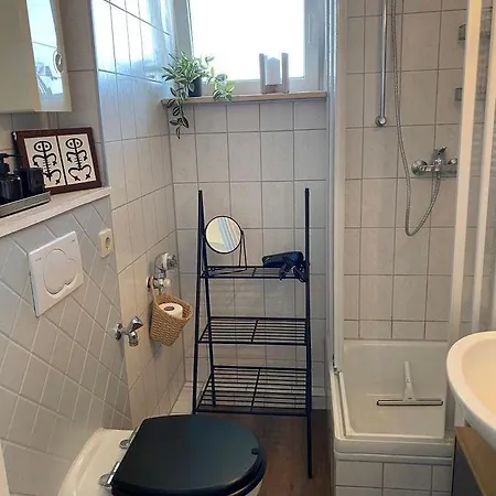 Haus Hamburg-berlin, Kajüte 37 *